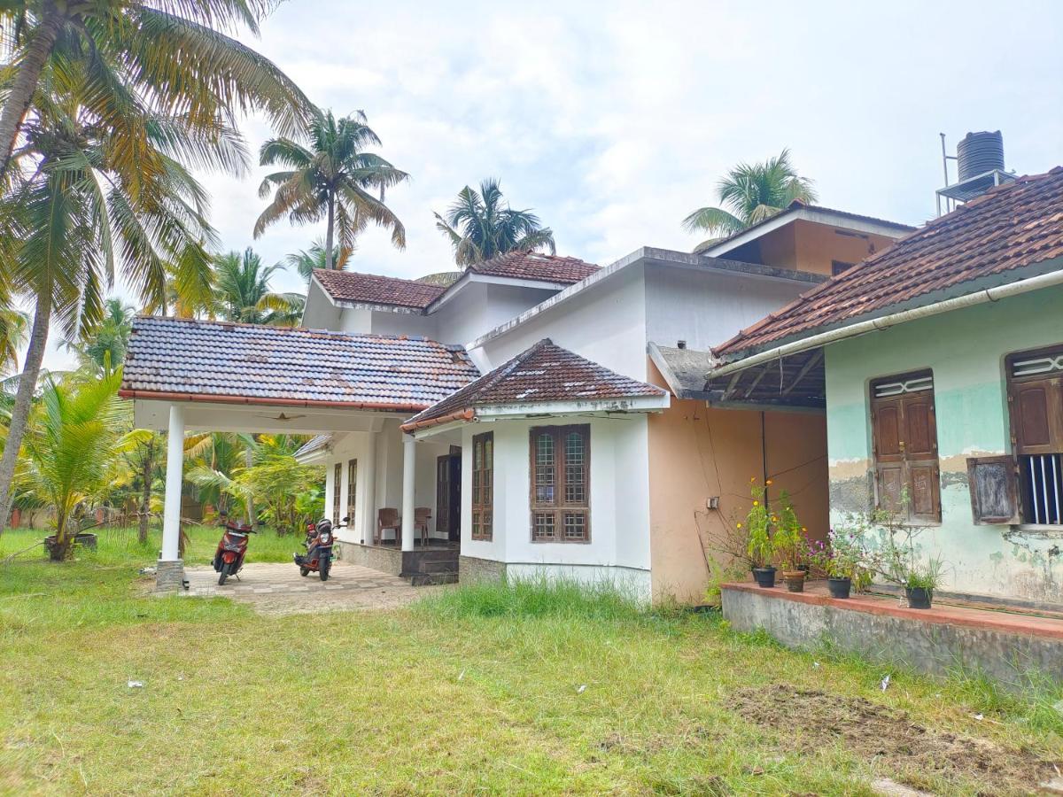 White Sands Homestay Turavur Exterior photo