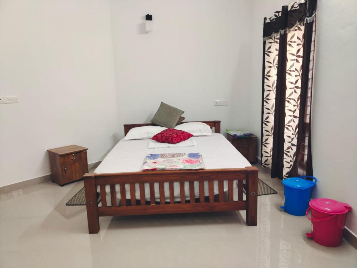 White Sands Homestay Turavur Exterior photo